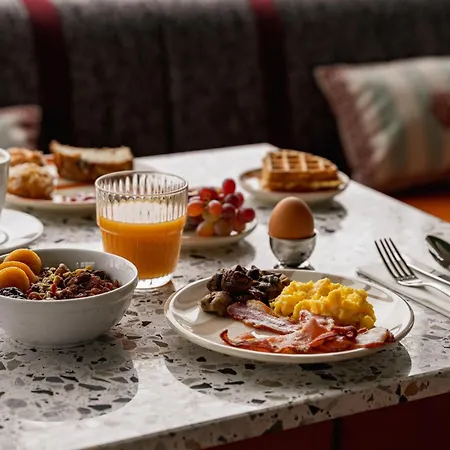 Hampton By Hilton Bordeaux Airport 4* Мериньяк