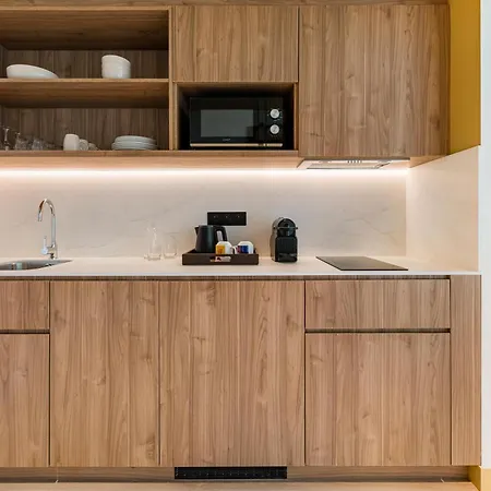 Ξενοδοχείο Hampton By Hilton Bordeaux Airport 4*