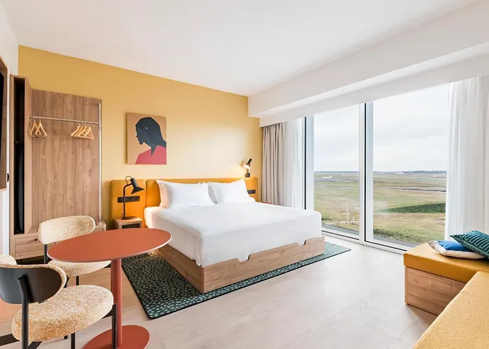 Hotel Hampton By Hilton Bordeaux Airport 4*